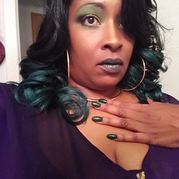 Meet your Posher, Dawn - Picture 1 of 1